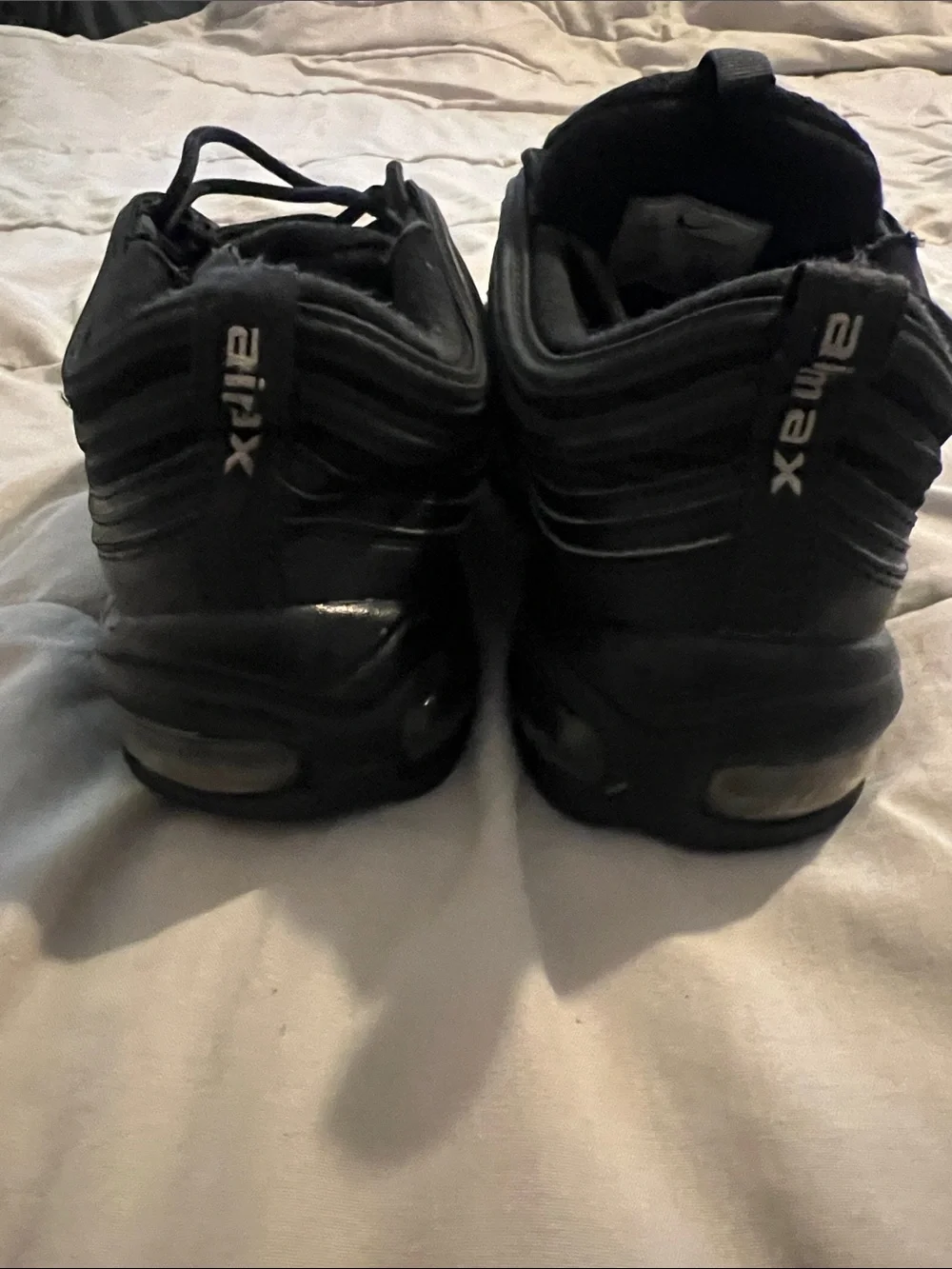 Nike Black Low-Top Athletic Sneakers